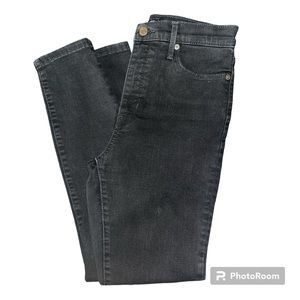 Banana Republic Black Hi-Rise Skinny’s